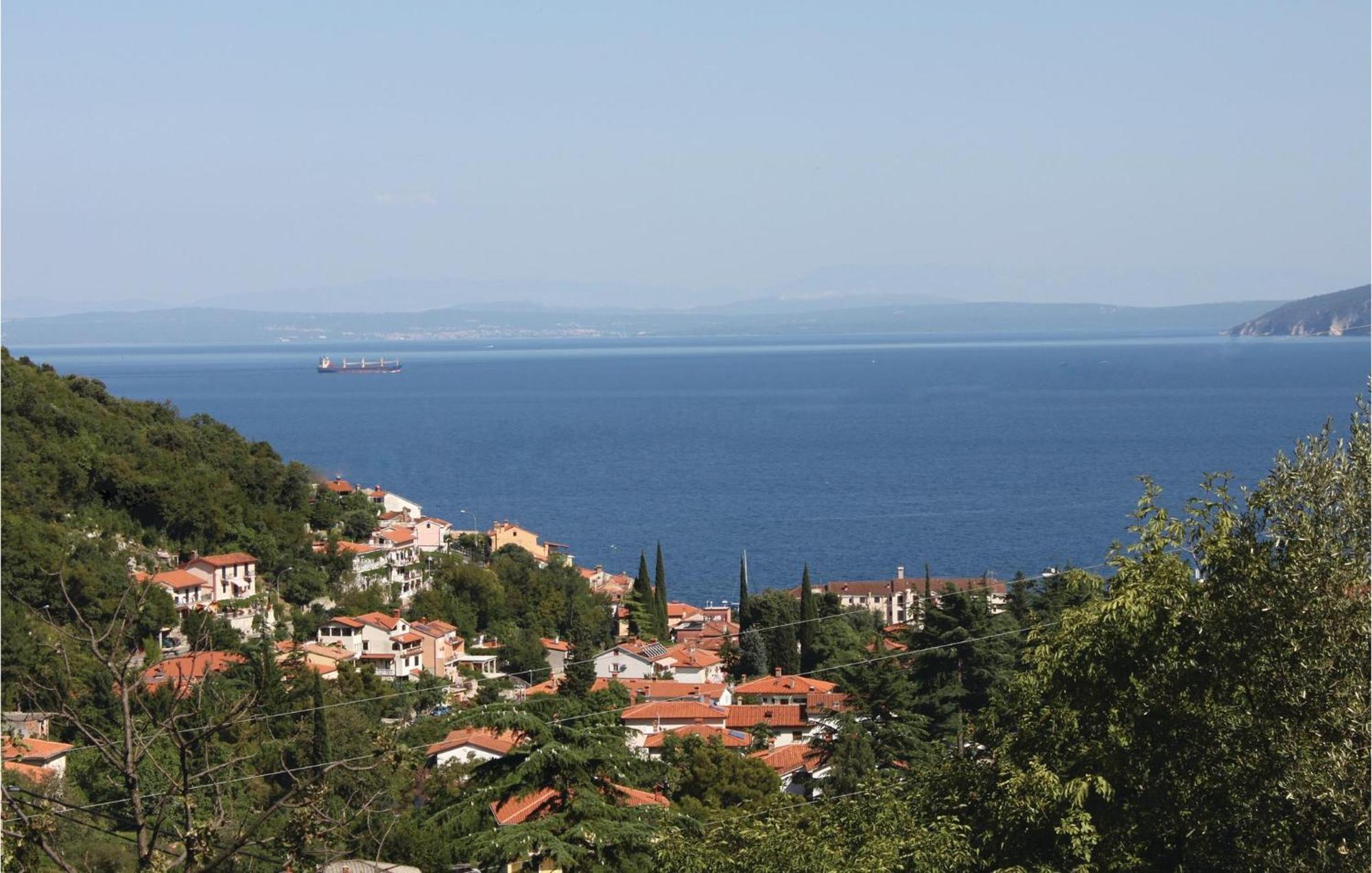 Stunning Apartment In Moscenicka Draga With Wifi Exterior foto